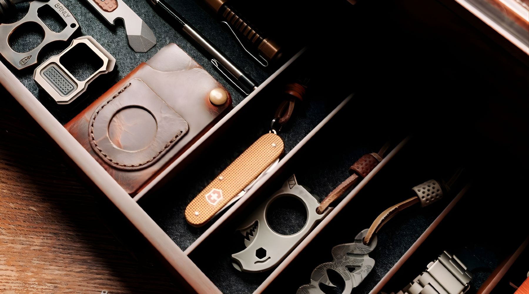 EDC essentials that fit in your pocket